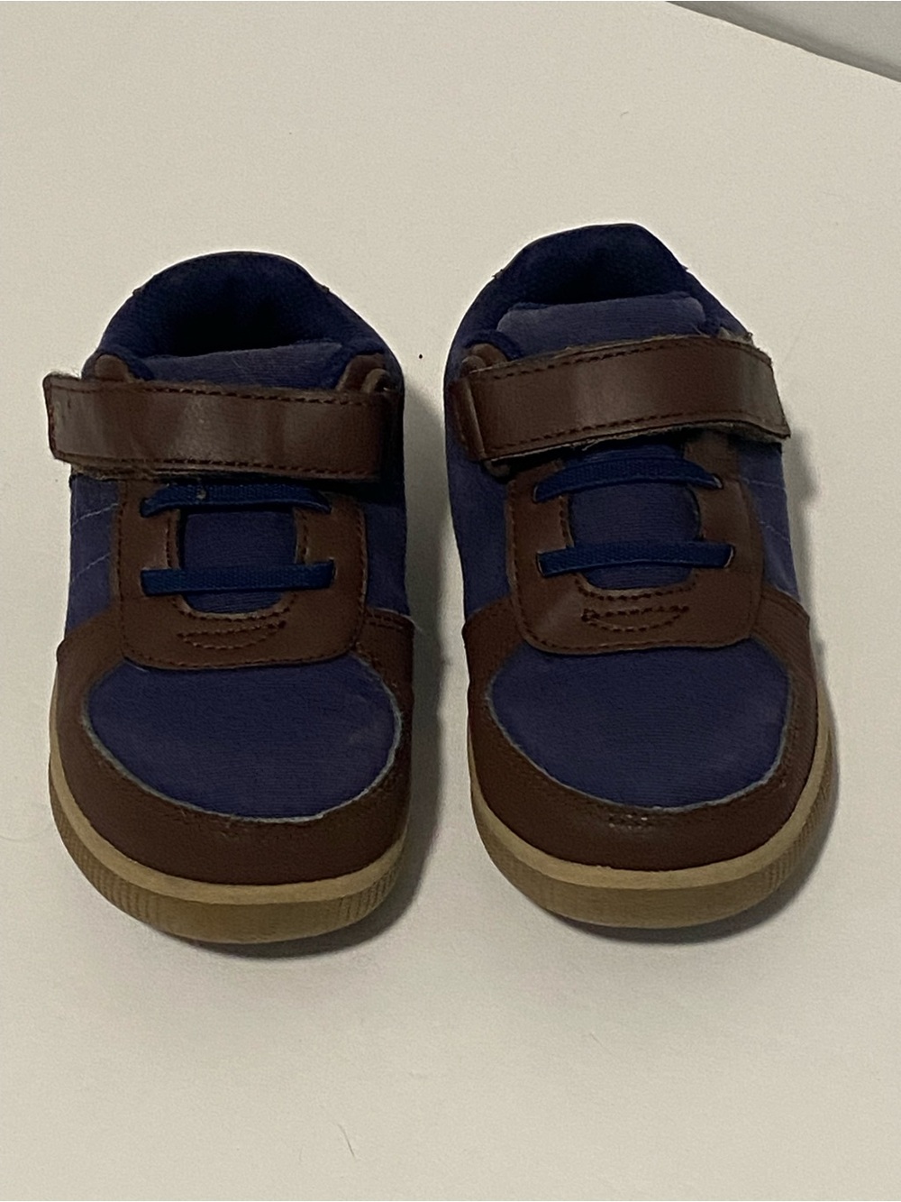 Surprize by Stride-Rite Sz 9 Kids Navy and Brown Velcro Casual Shoes